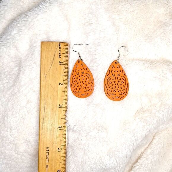 Rust orange earrings tear drop wood carved boho earrings ethnic design - Picture 2 of 2